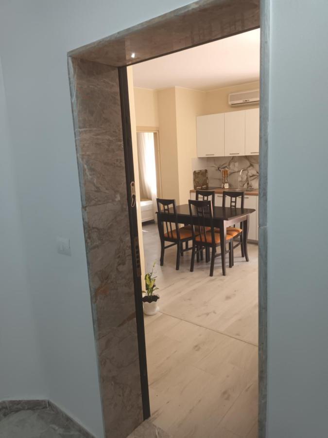 Holiday House Durres Luaran gambar