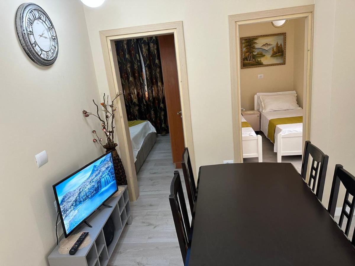 Holiday House Durres Luaran gambar